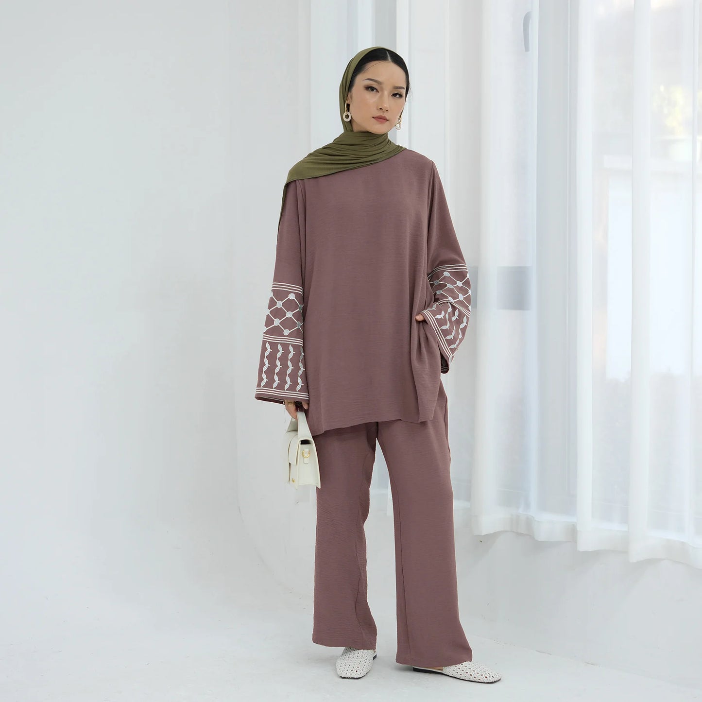 Muslim Women's Modest Tunic Pants Set, Keffiyeh Pattern Embroidery, Casual Dubai Turkish Hijabi Islamic Matching Outfit, Ramadan