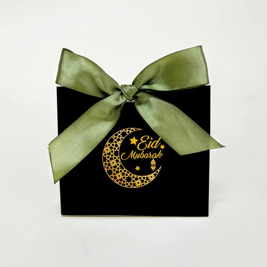 Elegant Umrah Mubarak Candy Chocolates Gift Boxes for Muslim Celebrations Perfect for Islamic Ramadan Kareem Iftar Parties